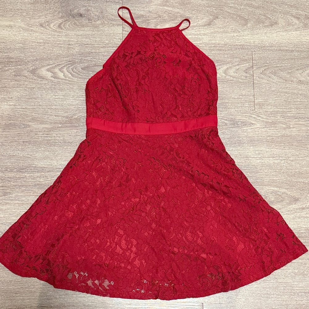 Lulus Women’s Red Lace Dress